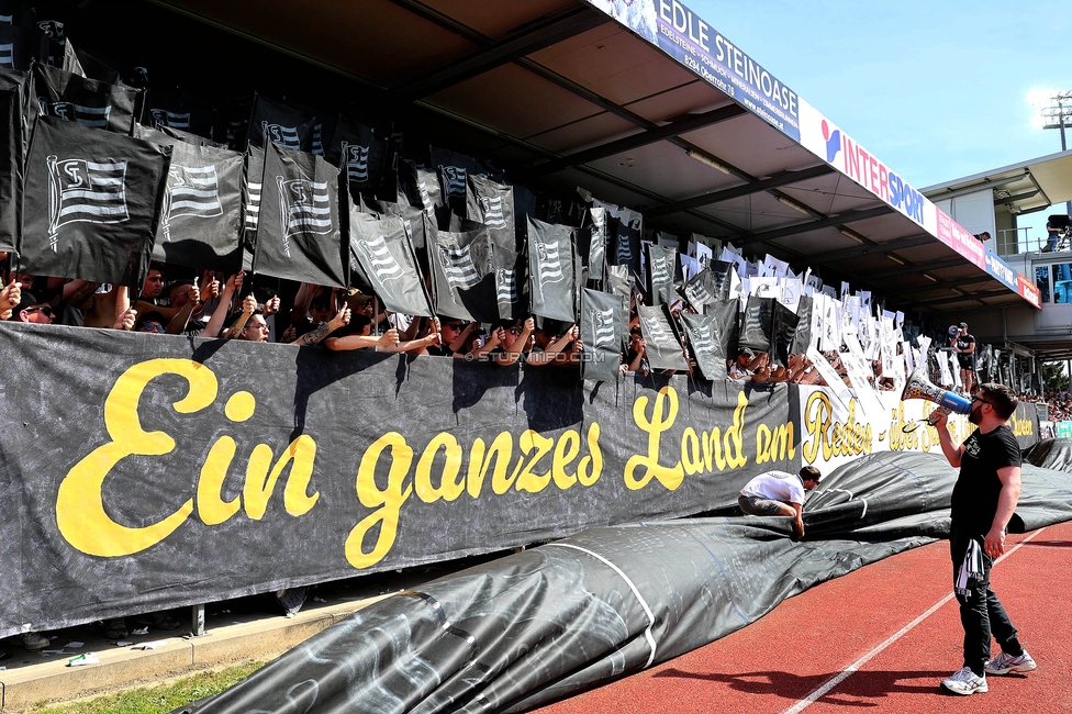 Hartberg - Sturm Graz
Oesterreichische Fussball Bundesliga, 26. Runde, TSV Hartberg - SK Sturm Graz,  PROfertil ARENA Hartberg, 14.04.2024. 

Foto zeigt Fans von Sturm mit einer Choreografie
