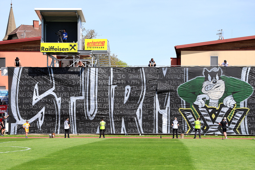 Hartberg - Sturm Graz
Oesterreichische Fussball Bundesliga, 26. Runde, TSV Hartberg - SK Sturm Graz,  PROfertil ARENA Hartberg, 14.04.2024. 

Foto zeigt Fans von Sturm mit einer Choreografie
