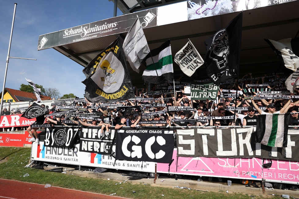 Hartberg - Sturm Graz
Oesterreichische Fussball Bundesliga, 26. Runde, TSV Hartberg - SK Sturm Graz,  PROfertil ARENA Hartberg, 14.04.2024. 

Foto zeigt Fans von Sturm
