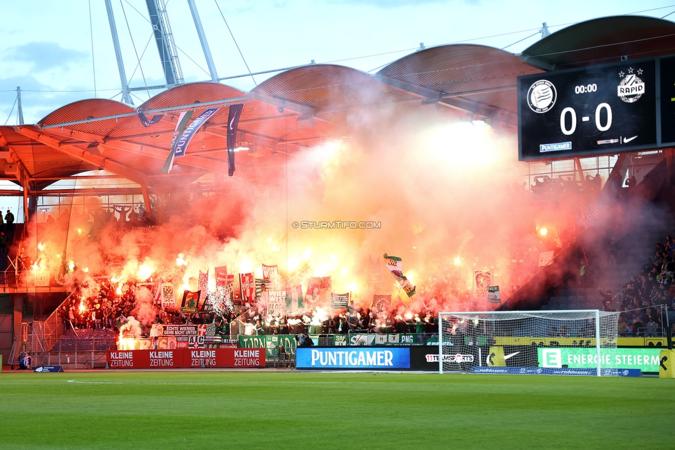 Sturm Graz - Rapid Wien
Oesterreichische Fussball Bundesliga, 27. Runde, SK Sturm Graz - SK Rapid Wien, Stadion Liebenau Graz, 19.04.2024. 

Foto zeigt Fans von Rapid
