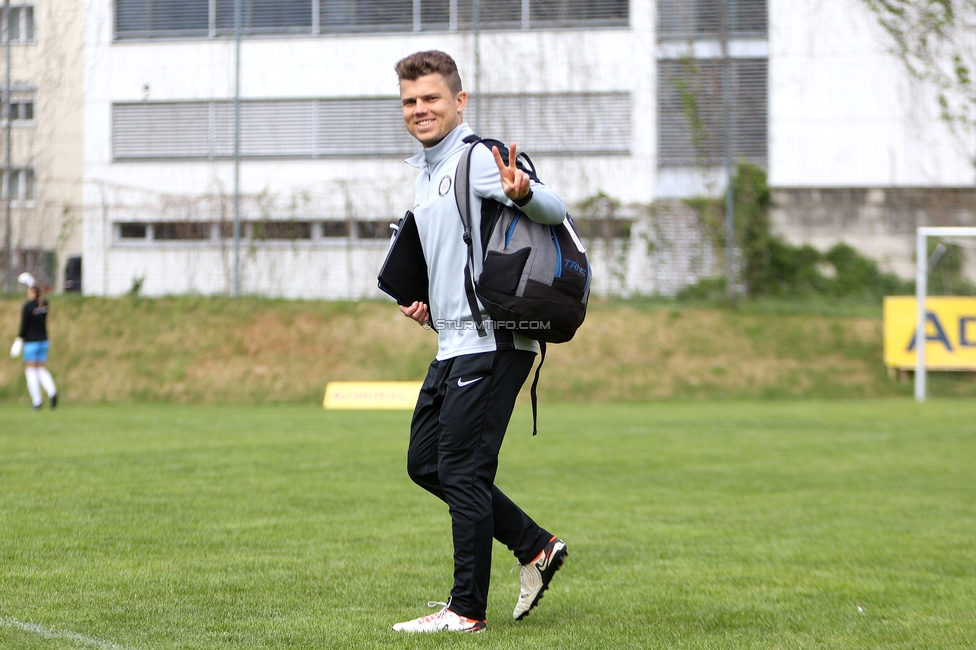 Sturm Damen - Wacker Innsbruck
OEFB Frauen Bundesliga, 13. Runde, SK Sturm Graz Damen - FC Wacker Innsbruck, Gruabn Graz, 21.04.2024. 

Foto zeigt David Url (Athletiktrainer Sturm Damen)
