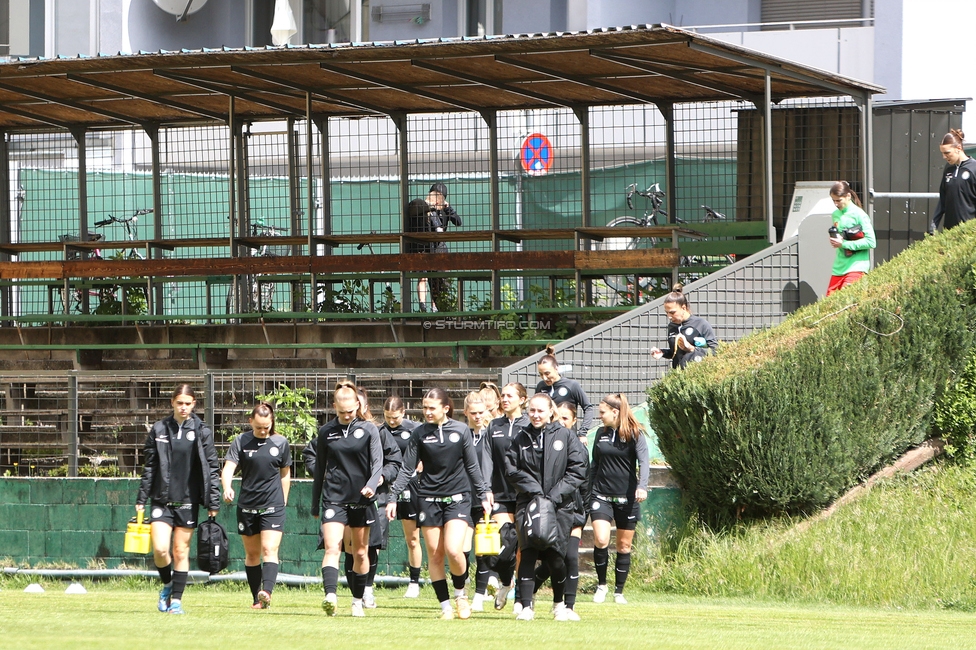 Sturm Damen - Wacker Innsbruck
OEFB Frauen Bundesliga, 13. Runde, SK Sturm Graz Damen - FC Wacker Innsbruck, Gruabn Graz, 21.04.2024. 

Foto zeigt die Mannschaft der Sturm Damen
