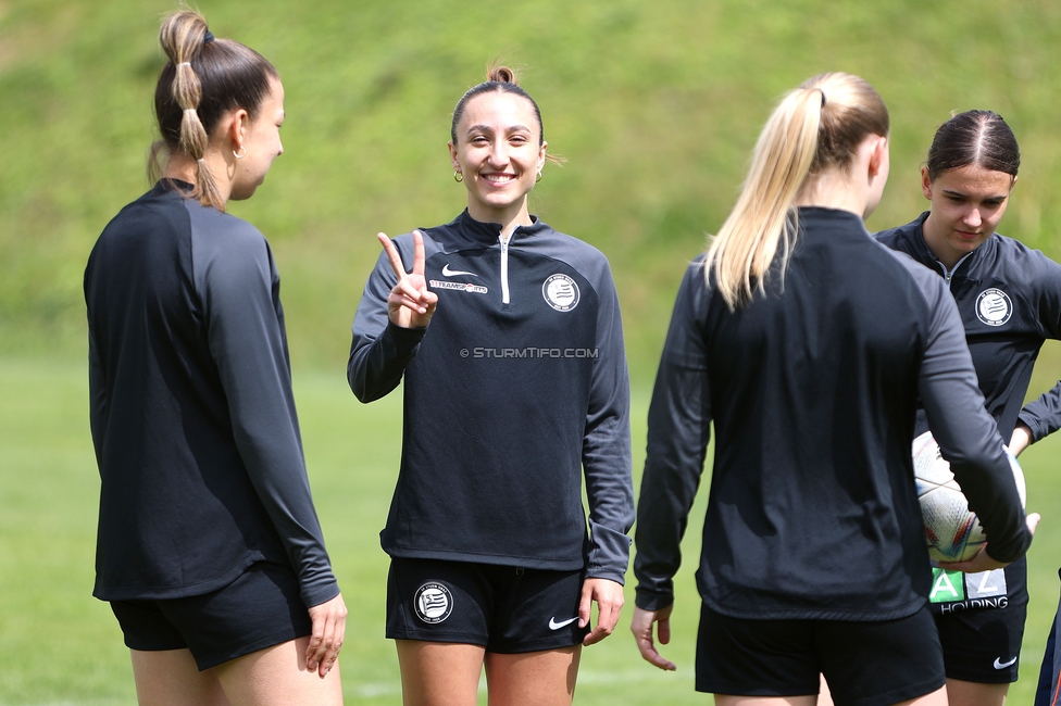 Sturm Damen - Wacker Innsbruck
OEFB Frauen Bundesliga, 13. Runde, SK Sturm Graz Damen - FC Wacker Innsbruck, Gruabn Graz, 21.04.2024. 

Foto zeigt Andrea Glibo (Sturm Damen)
