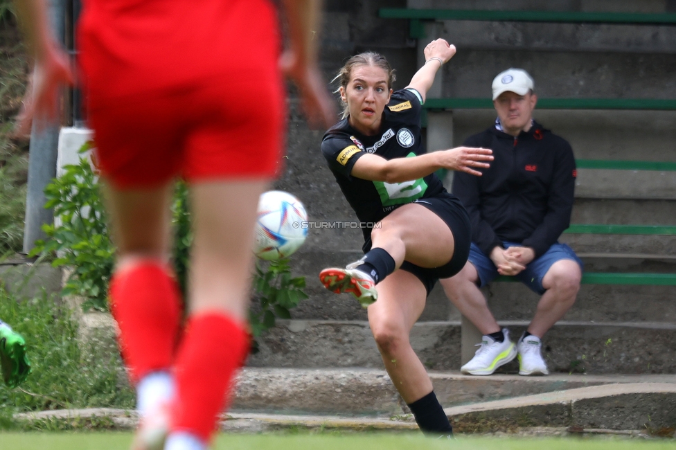 Sturm Damen - Wacker Innsbruck
OEFB Frauen Bundesliga, 13. Runde, SK Sturm Graz Damen - FC Wacker Innsbruck, Gruabn Graz, 21.04.2024. 

Foto zeigt Modesta Uka (Sturm Damen)
