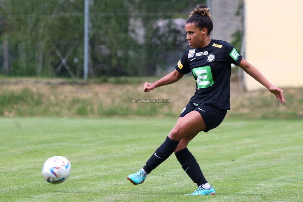 Sturm Damen - Wacker Innsbruck
OEFB Frauen Bundesliga, 13. Runde, SK Sturm Graz Damen - FC Wacker Innsbruck, Gruabn Graz, 21.04.2024. 

Foto zeigt Rachel Avant (Sturm Damen)
