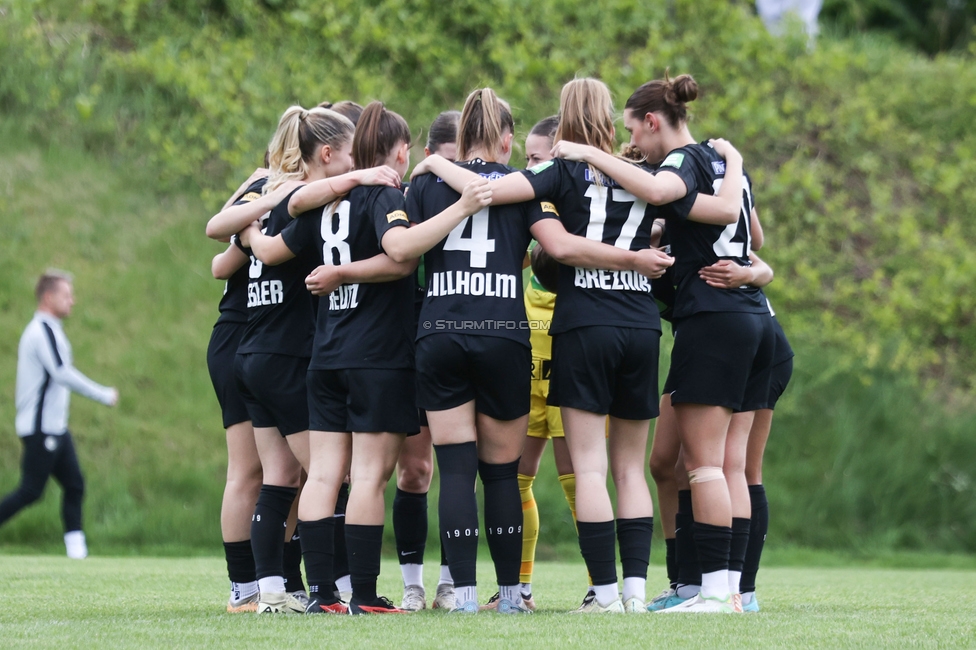 Sturm Damen - Wacker Innsbruck
OEFB Frauen Bundesliga, 13. Runde, SK Sturm Graz Damen - FC Wacker Innsbruck, Gruabn Graz, 21.04.2024. 

Foto zeigt die Mannschaft der Sturm Damen
