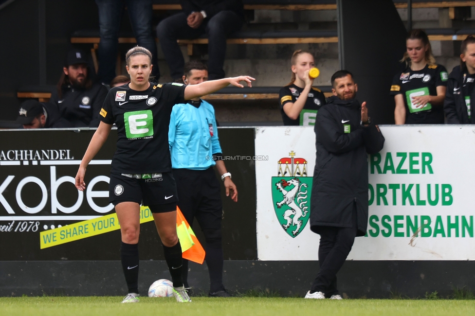 Sturm Damen - Wacker Innsbruck
OEFB Frauen Bundesliga, 13. Runde, SK Sturm Graz Damen - FC Wacker Innsbruck, Gruabn Graz, 21.04.2024. 

Foto zeigt Laura Riesenbeck (Sturm Damen)
