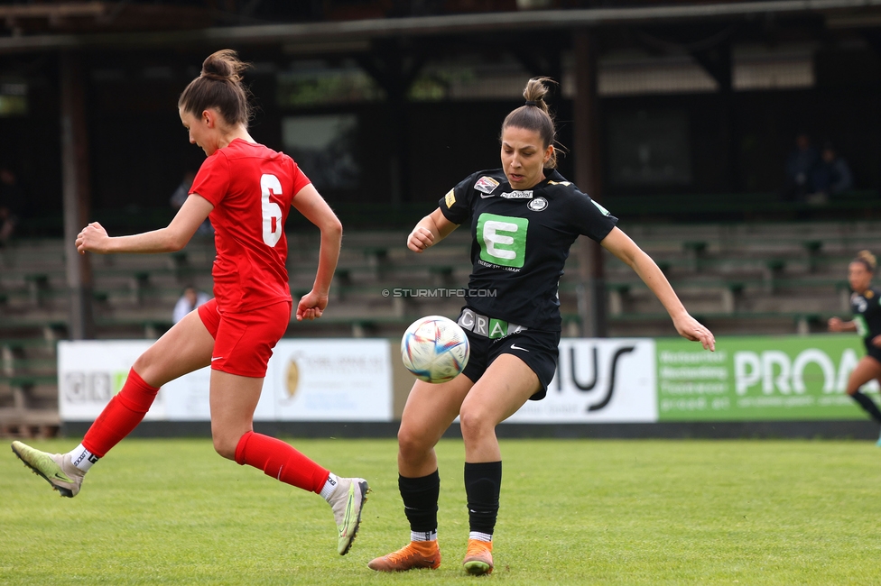 Sturm Damen - Wacker Innsbruck
OEFB Frauen Bundesliga, 13. Runde, SK Sturm Graz Damen - FC Wacker Innsbruck, Gruabn Graz, 21.04.2024. 

Foto zeigt Ruzika Krajinovic (Sturm Damen)
