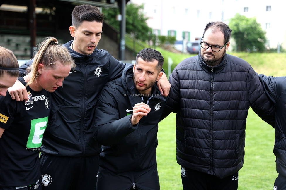 Sturm Damen - Wacker Innsbruck
OEFB Frauen Bundesliga, 13. Runde, SK Sturm Graz Damen - FC Wacker Innsbruck, Gruabn Graz, 21.04.2024. 

Foto zeigt Sargon Duran (Cheftrainer Sturm Damen)
