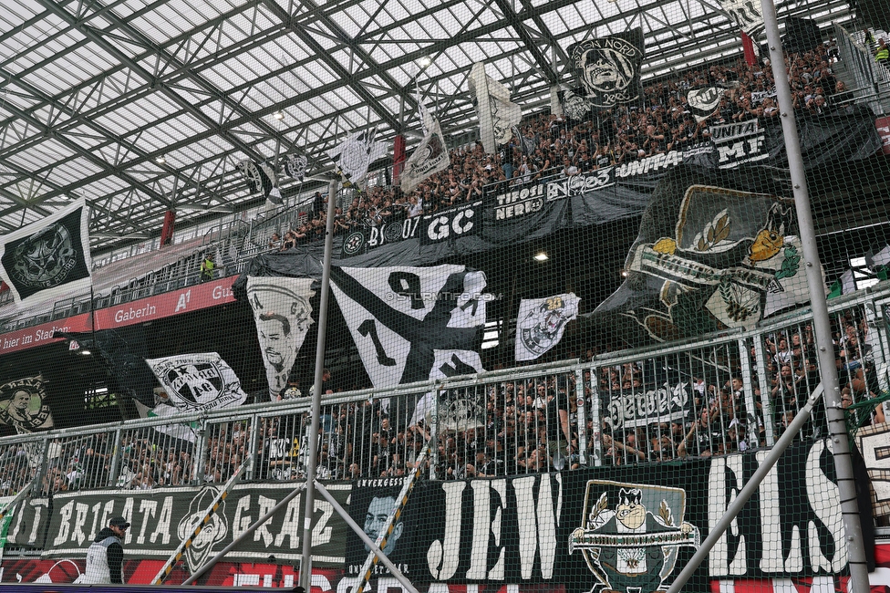 RB Salzburg - Sturm Graz
Oesterreichische Fussball Bundesliga, 29. Runde, FC RB Salzburg - SK Sturm Graz, Arena Wals-Siezenheim, 28.04.2024. 

Foto zeigt Fans von Sturm
Schlüsselwörter: jewels brigata