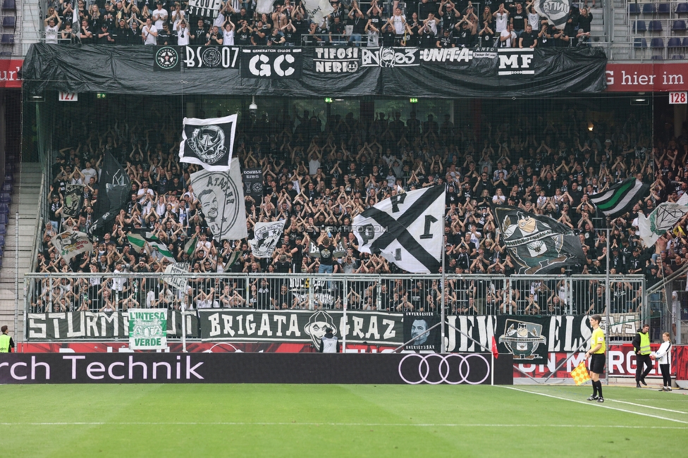 RB Salzburg - Sturm Graz
Oesterreichische Fussball Bundesliga, 29. Runde, FC RB Salzburg - SK Sturm Graz, Arena Wals-Siezenheim, 28.04.2024. 

Foto zeigt Fans von Sturm
