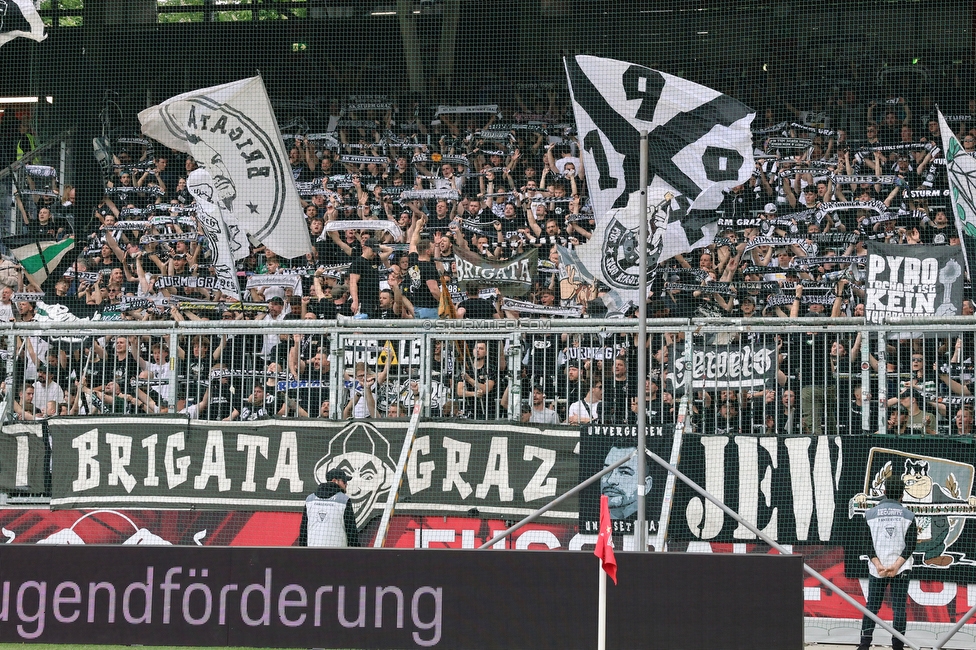 RB Salzburg - Sturm Graz
Oesterreichische Fussball Bundesliga, 29. Runde, FC RB Salzburg - SK Sturm Graz, Arena Wals-Siezenheim, 28.04.2024. 

Foto zeigt Fans von Sturm
Schlüsselwörter: schals