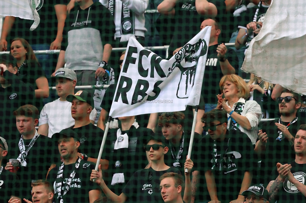 RB Salzburg - Sturm Graz
Oesterreichische Fussball Bundesliga, 29. Runde, FC RB Salzburg - SK Sturm Graz, Arena Wals-Siezenheim, 28.04.2024. 

Foto zeigt Fans von Sturm
