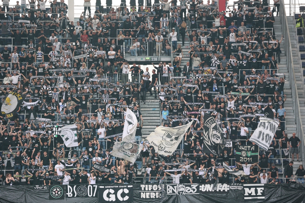 RB Salzburg - Sturm Graz
Oesterreichische Fussball Bundesliga, 29. Runde, FC RB Salzburg - SK Sturm Graz, Arena Wals-Siezenheim, 28.04.2024. 

Foto zeigt Fans von Sturm
Schlüsselwörter: schals