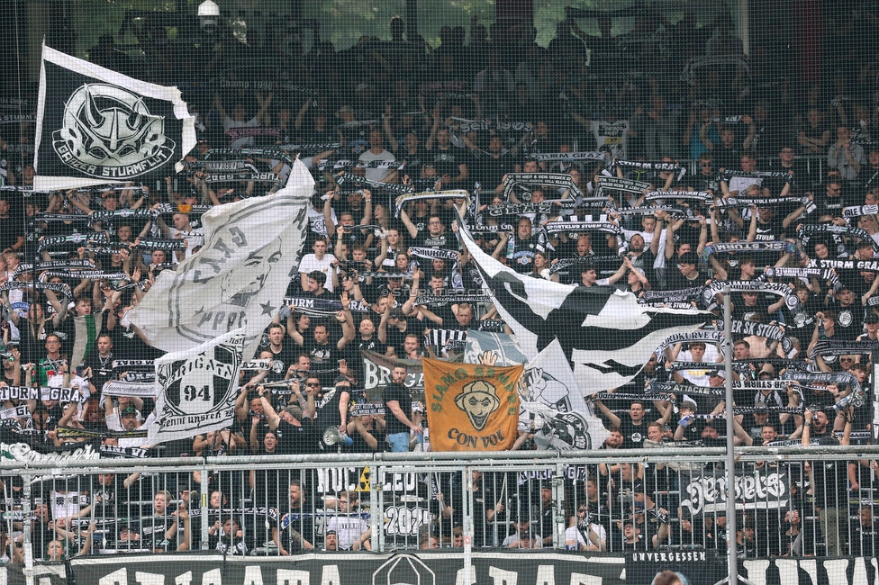 RB Salzburg - Sturm Graz
Oesterreichische Fussball Bundesliga, 29. Runde, FC RB Salzburg - SK Sturm Graz, Arena Wals-Siezenheim, 28.04.2024. 

Foto zeigt Fans von Sturm
Schlüsselwörter: schals