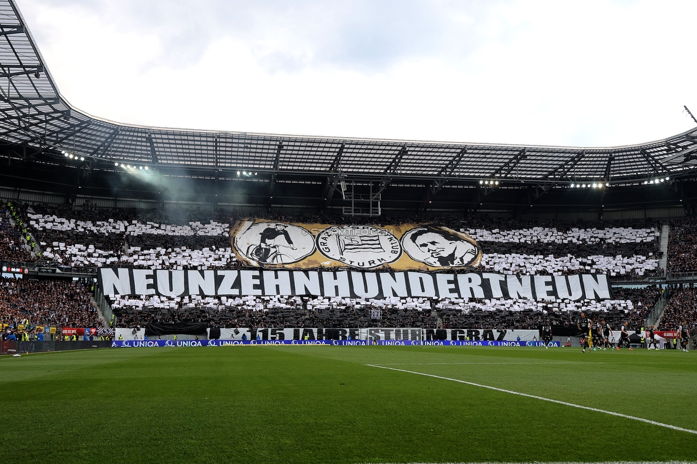 Sturm Graz - Rapid Wien
OEFB Cup, Finale, SK Sturm Graz - SK Rapid Wien, Woerthersee Stadion Klagenfurt, 01.05.2024. 

Foto zeigt Fans von Sturm mit einer Choreografie
