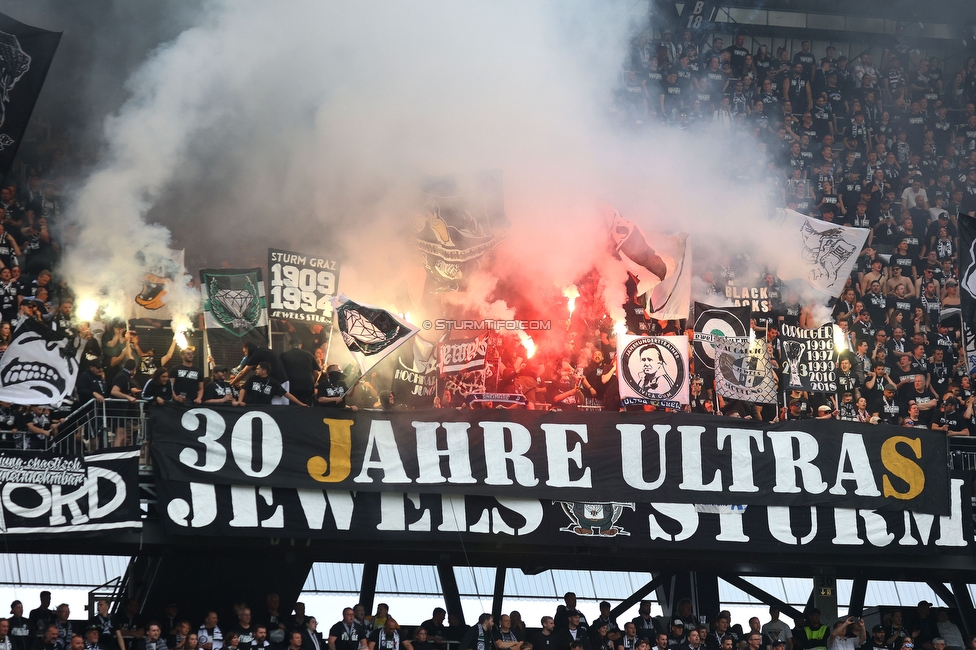 Sturm Graz - Rapid Wien
OEFB Cup, Finale, SK Sturm Graz - SK Rapid Wien, Woerthersee Stadion, 01.05.2024. 

Foto zeigt Fans von Sturm mit einem Spruchband
