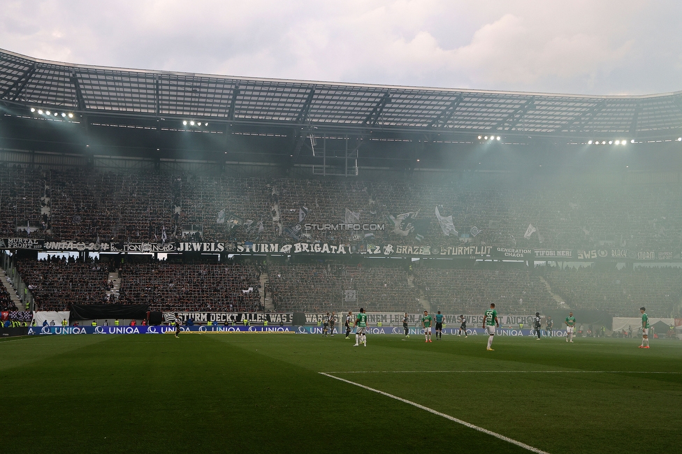 Sturm Graz - Rapid Wien
OEFB Cup, Finale, SK Sturm Graz - SK Rapid Wien, Woerthersee Stadion Klagenfurt, 01.05.2024. 

Foto zeigt Fans von Sturm
