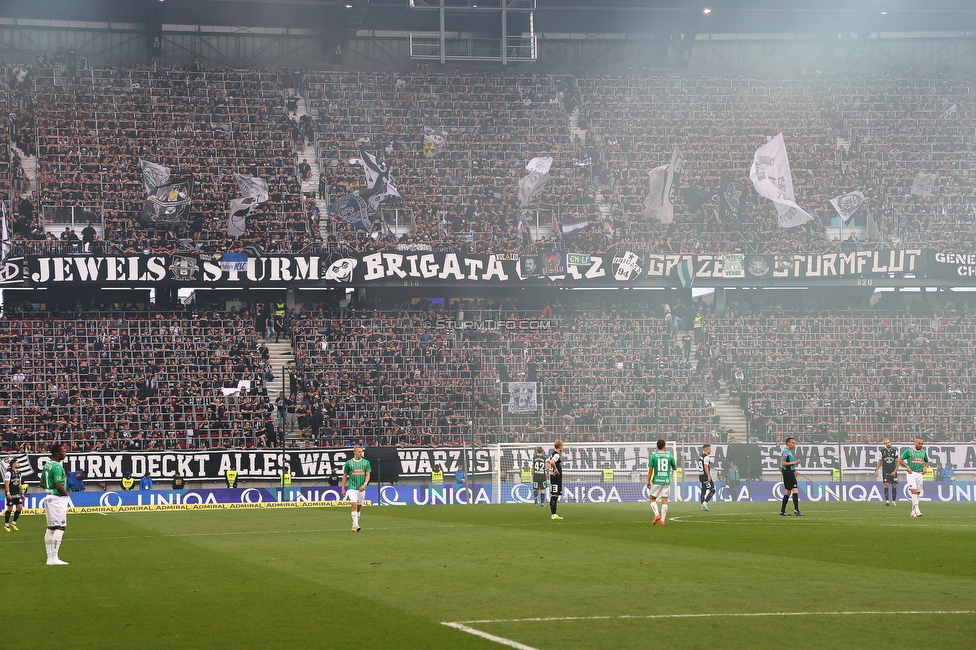 Sturm Graz - Rapid Wien
OEFB Cup, Finale, SK Sturm Graz - SK Rapid Wien, Woerthersee Stadion Klagenfurt, 01.05.2024. 

Foto zeigt Fans von Sturm
