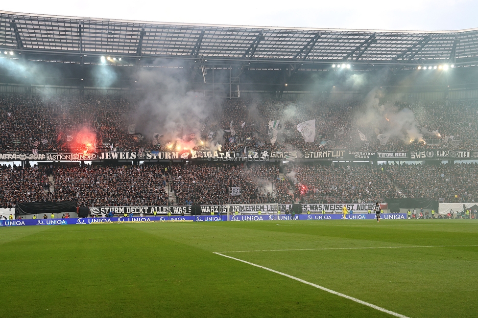 Sturm Graz - Rapid Wien
OEFB Cup, Finale, SK Sturm Graz - SK Rapid Wien, Woerthersee Stadion Klagenfurt, 01.05.2024. 

Foto zeigt Fans von Sturm
Schlüsselwörter: pyrotechnik