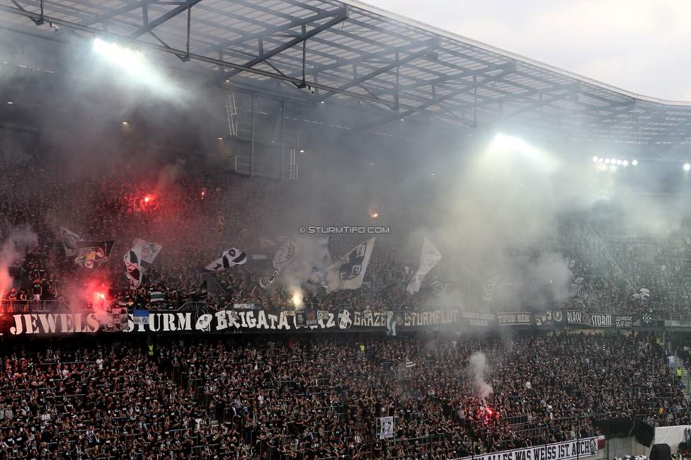 Sturm Graz - Rapid Wien
OEFB Cup, Finale, SK Sturm Graz - SK Rapid Wien, Woerthersee Stadion Klagenfurt, 01.05.2024. 

Foto zeigt Fans von Sturm
Schlüsselwörter: pyrotechnik