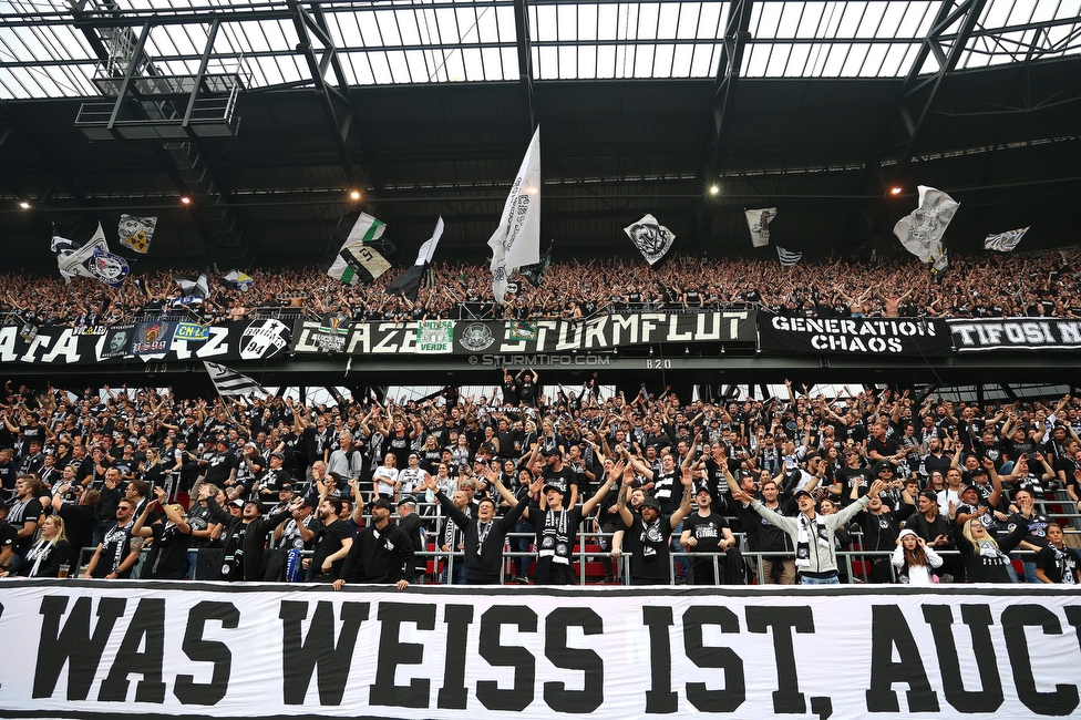 Sturm Graz - Rapid Wien
OEFB Cup, Finale, SK Sturm Graz - SK Rapid Wien, Woerthersee Stadion Klagenfurt, 01.05.2024. 

Foto zeigt Fans von Sturm
