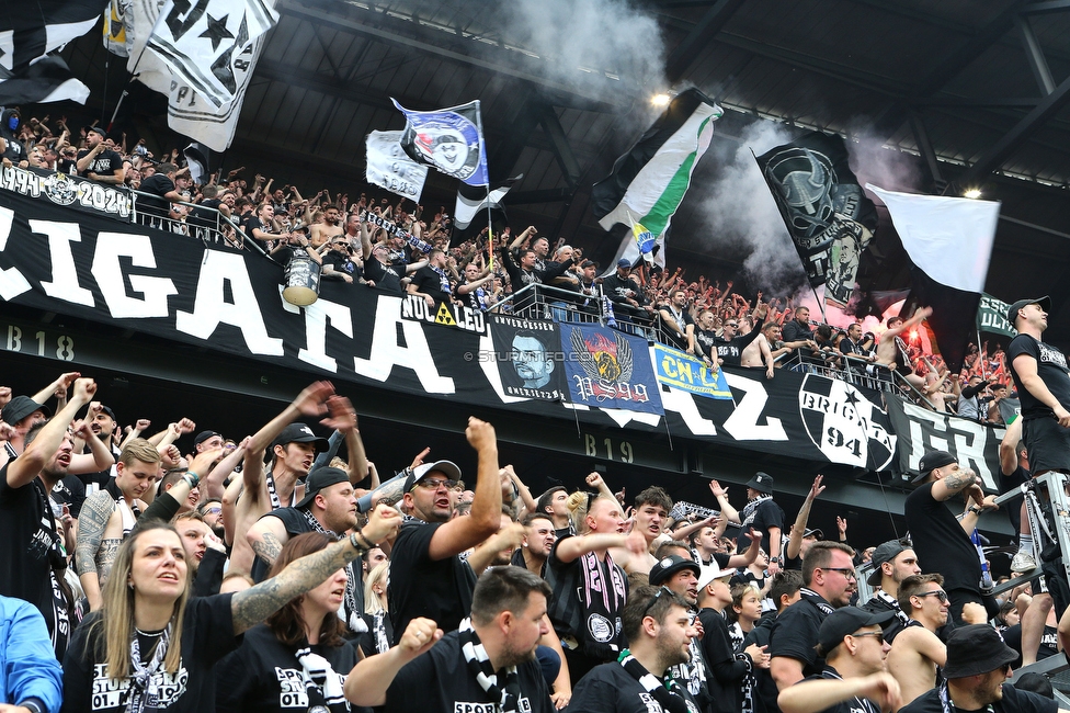 Sturm Graz - Rapid Wien
OEFB Cup, Finale, SK Sturm Graz - SK Rapid Wien, Woerthersee Stadion Klagenfurt, 01.05.2024. 

Foto zeigt Fans von Sturm
Schlüsselwörter: brigata