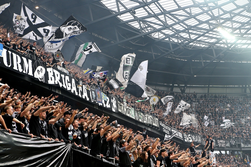 Sturm Graz - Rapid Wien
OEFB Cup, Finale, SK Sturm Graz - SK Rapid Wien, Woerthersee Stadion Klagenfurt, 01.05.2024. 

Foto zeigt Fans von Sturm
