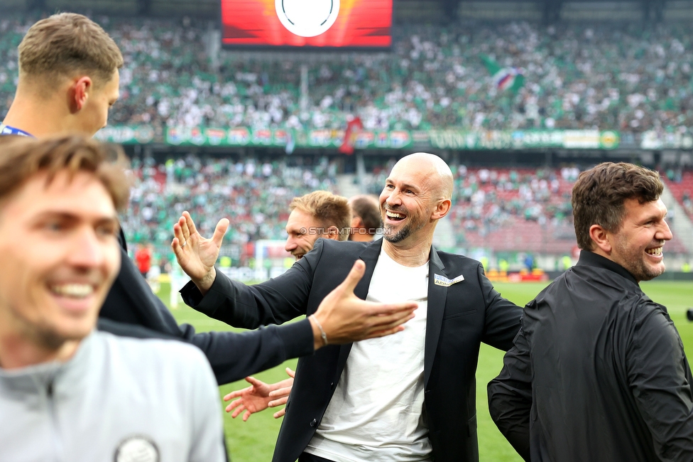 Sturm Graz - Rapid Wien
OEFB Cup, Finale, SK Sturm Graz - SK Rapid Wien, Woerthersee Stadion, 01.05.2024. 

Foto zeigt Viteslav Jaros (Sturm), Christian Ilzer (Cheftrainer Sturm) und Andreas Schicker (sportl. Geschaeftsfuehrer Sturm)
