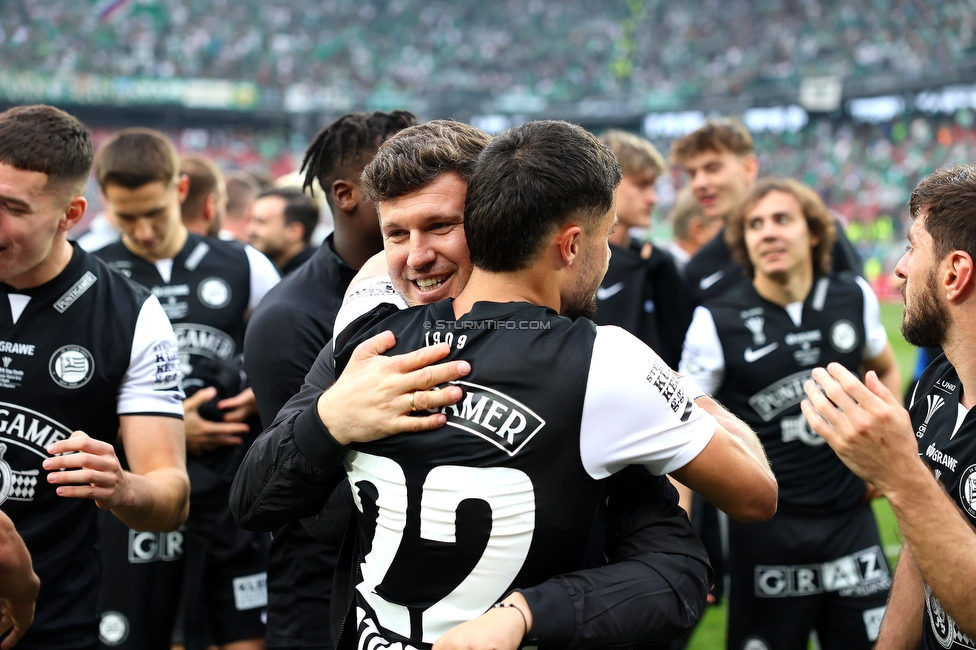 Sturm Graz - Rapid Wien
OEFB Cup, Finale, SK Sturm Graz - SK Rapid Wien, Woerthersee Stadion, 01.05.2024. 

Foto zeigt Andreas Schicker (sportl. Geschaeftsfuehrer Sturm) und Jusuf Gazibegovic (Sturm)
