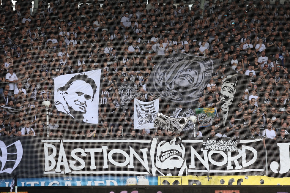 Sturm Graz - Hartberg
Oesterreichische Fussball Bundesliga, 30. Runde, SK Sturm Graz - TSV Hartberg, Stadion Liebenau Graz, 05.05.2024. 

Foto zeigt Fans von Sturm
