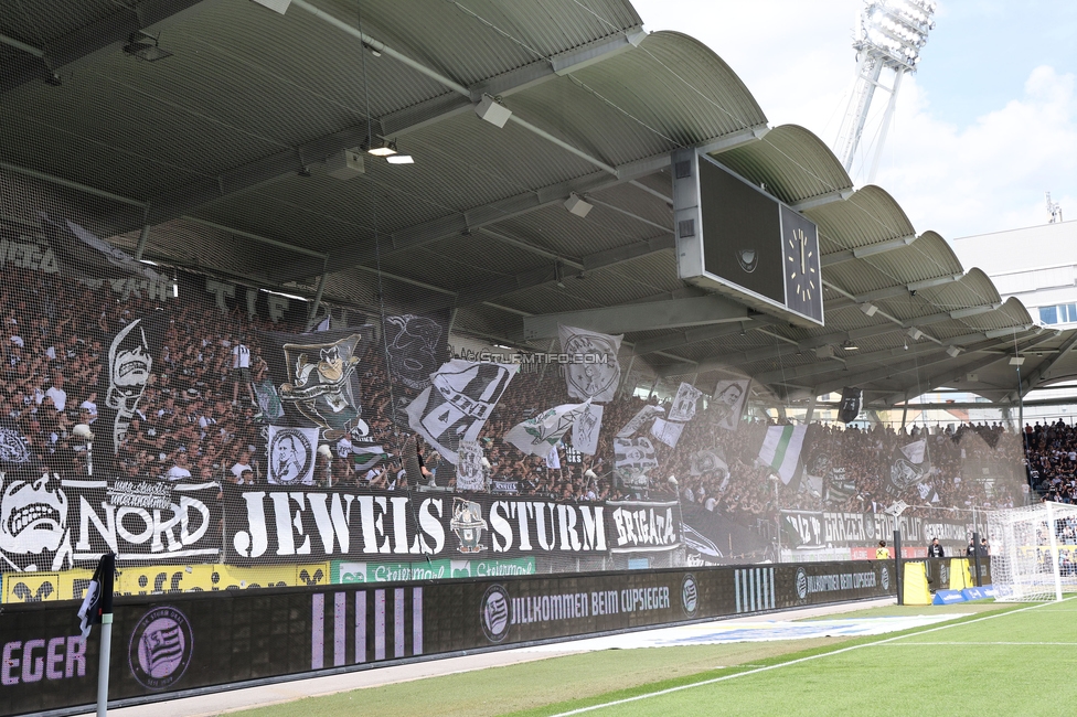 Sturm Graz - Hartberg
Oesterreichische Fussball Bundesliga, 30. Runde, SK Sturm Graz - TSV Hartberg, Stadion Liebenau Graz, 05.05.2024. 

Foto zeigt Fans von Sturm
