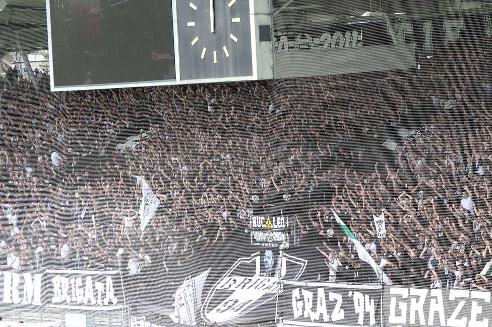 Sturm Graz - Hartberg
Oesterreichische Fussball Bundesliga, 30. Runde, SK Sturm Graz - TSV Hartberg, Stadion Liebenau Graz, 05.05.2024. 

Foto zeigt Fans von Sturm
