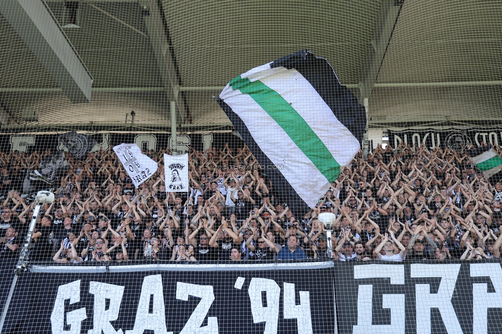 Sturm Graz - Hartberg
Oesterreichische Fussball Bundesliga, 30. Runde, SK Sturm Graz - TSV Hartberg, Stadion Liebenau Graz, 05.05.2024. 

Foto zeigt Fans von Sturm
