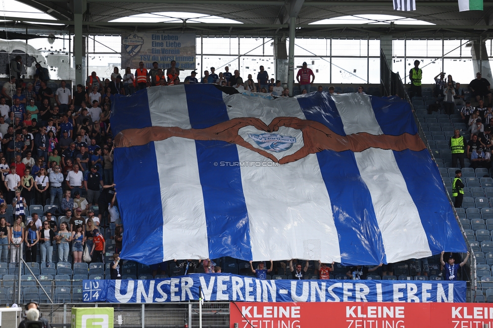 Sturm Graz - Hartberg
Oesterreichische Fussball Bundesliga, 30. Runde, SK Sturm Graz - TSV Hartberg, Stadion Liebenau Graz, 05.05.2024. 

Foto zeigt Fans von Hartberg mit einer Choreografie
