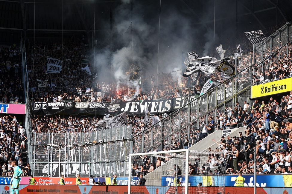 LASK - Sturm Graz
Oesterreichische Fussball Bundesliga, 31. Runde, LASK - SK Sturm Graz, Raiffeisen Arena Linz, 12.05.2024. 

Foto zeigt Fans von Sturm
