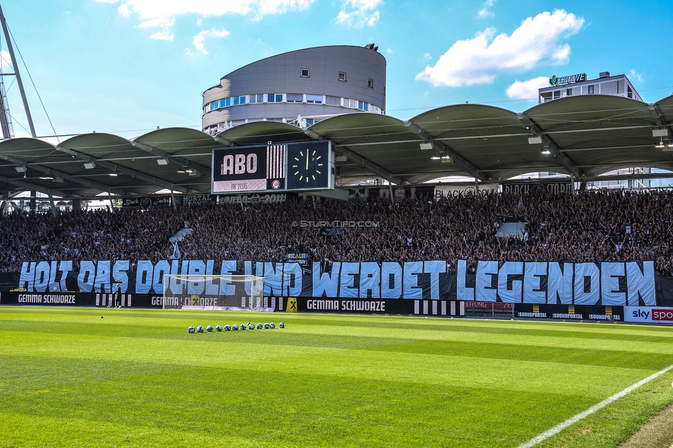 Sturm Graz - Austria Klagenfurt
Oesterreichische Fussball Bundesliga, 32. Runde, SK Sturm Graz - SK Austria Klagenfurt, Stadion Liebenau Graz, 19.05.2024. 

Foto zeigt Fans von Sturm mit einem Spruchband

