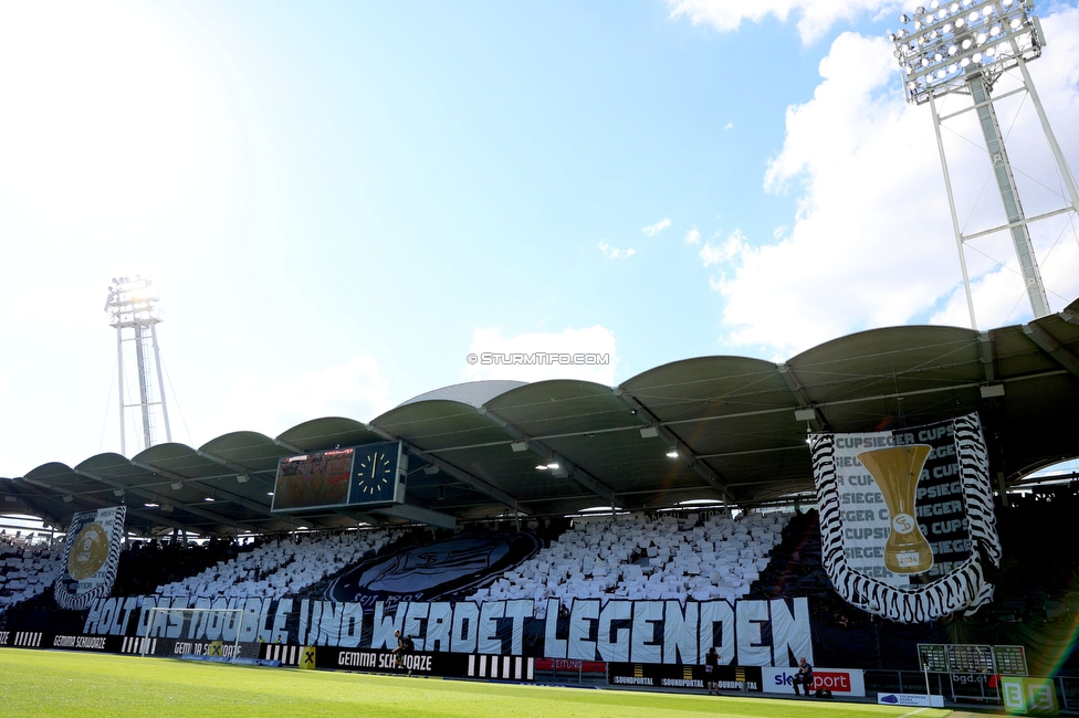 Sturm Graz - Austria Klagenfurt
Oesterreichische Fussball Bundesliga, 32. Runde, SK Sturm Graz - SK Austria Klagenfurt, Stadion Liebenau Graz, 19.05.2024. 

Foto zeigt Fans von Sturm mit einer Choreografie
