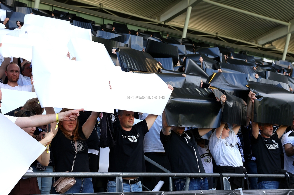Sturm Graz - Austria Klagenfurt
Oesterreichische Fussball Bundesliga, 32. Runde, SK Sturm Graz - SK Austria Klagenfurt, Stadion Liebenau Graz, 19.05.2024. 

Foto zeigt Fans von Sturm mit einer Choreografie
