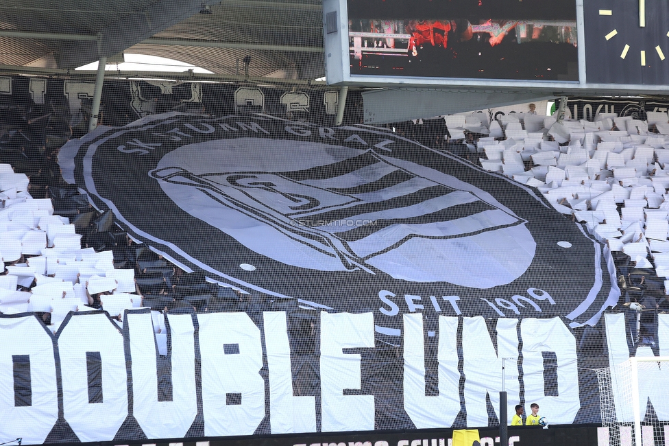 Sturm Graz - Austria Klagenfurt
Oesterreichische Fussball Bundesliga, 32. Runde, SK Sturm Graz - SK Austria Klagenfurt, Stadion Liebenau Graz, 19.05.2024. 

Foto zeigt Fans von Sturm mit einer Choreografie
