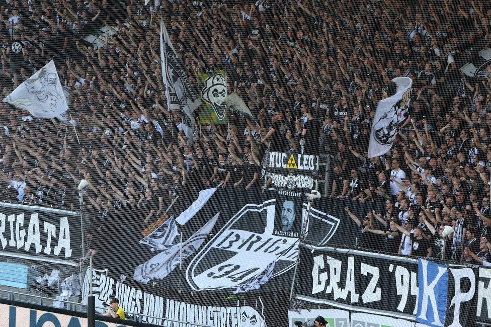Sturm Graz - Austria Klagenfurt
Oesterreichische Fussball Bundesliga, 32. Runde, SK Sturm Graz - SK Austria Klagenfurt, Stadion Liebenau Graz, 19.05.2024. 

Foto zeigt Fans von Sturm
Schlüsselwörter: brigata
