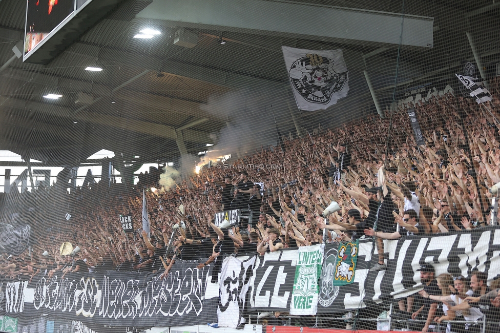 Sturm Graz - Austria Klagenfurt
Oesterreichische Fussball Bundesliga, 32. Runde, SK Sturm Graz - SK Austria Klagenfurt, Stadion Liebenau Graz, 19.05.2024. 

Foto zeigt Fans von Sturm

