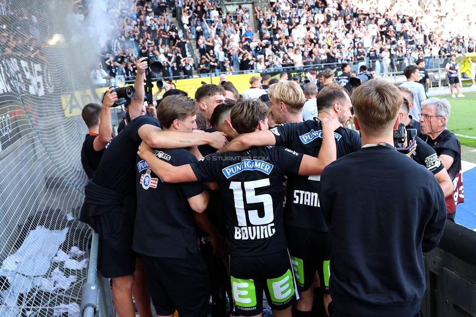 Sturm Graz - Austria Klagenfurt
Oesterreichische Fussball Bundesliga, 32. Runde, SK Sturm Graz - SK Austria Klagenfurt, Stadion Liebenau Graz, 19.05.2024. 

Foto zeigt Gregory Wuethrich (Sturm) und die Mannschaft von Sturm
Schlüsselwörter: torjubel