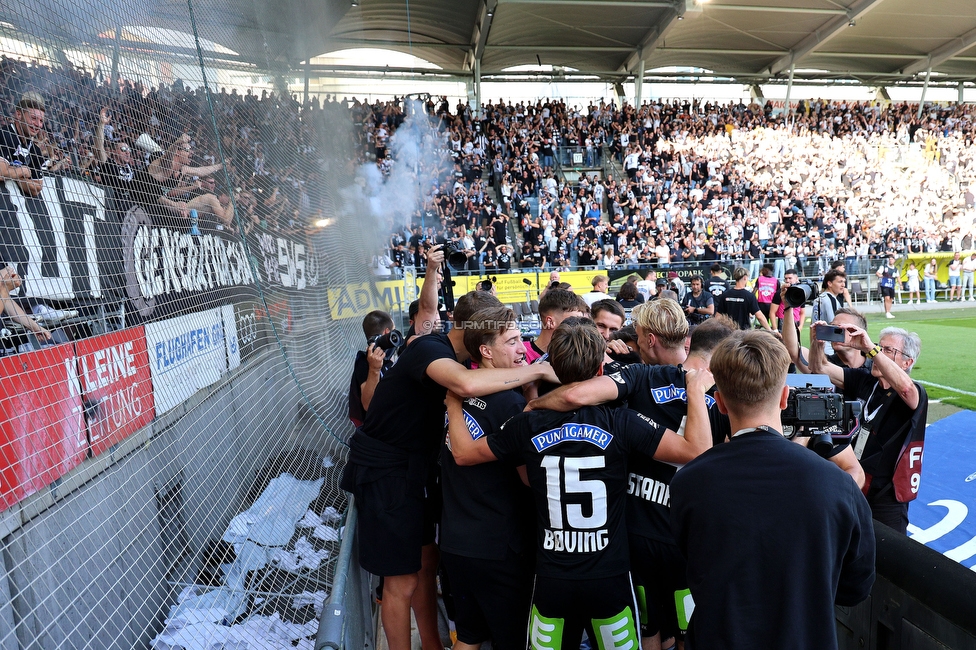 Sturm Graz - Austria Klagenfurt
Oesterreichische Fussball Bundesliga, 32. Runde, SK Sturm Graz - SK Austria Klagenfurt, Stadion Liebenau Graz, 19.05.2024. 

Foto zeigt Gregory Wuethrich (Sturm) und die Mannschaft von Sturm
Schlüsselwörter: torjubel