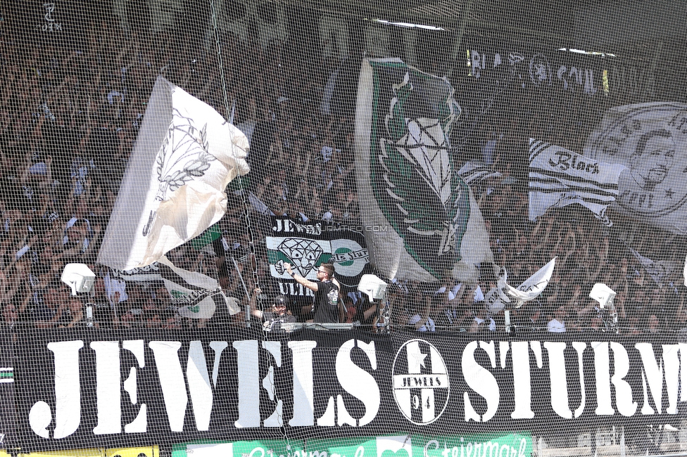 Sturm Graz - Linz
Oesterreichische Fussball Bundesliga, 26. Runde, SK Sturm Graz - FC Blau-Weiss Linz, Stadion Liebenau Graz, 20.04.2025. 

Foto zeigt Fans von Sturm

