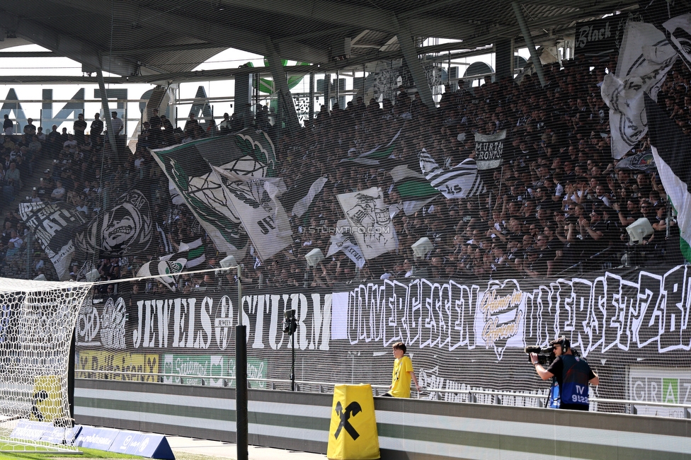 Sturm Graz - Blau-Weiss Linz
Oesterreichische Fussball Bundesliga, 26. Runde, SK Sturm Graz - FC Blau-Weiss Linz, Stadion Liebenau Graz, 20.04.2025. 

Foto zeigt Fans von Sturm
