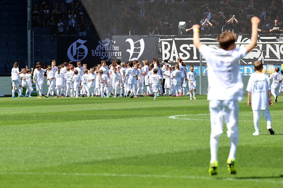 Sturm Graz - Blau-Weiss Linz
Oesterreichische Fussball Bundesliga, 26. Runde, SK Sturm Graz - FC Blau-Weiss Linz, Stadion Liebenau Graz, 20.04.2025. 

Foto zeigt das Match 100 Kids gegen Sturm
