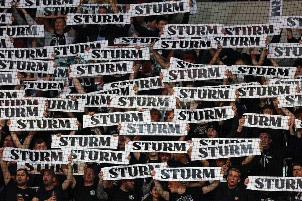 Austria Wien - Sturm Graz
Oesterreichische Fussball Bundesliga, 27. Runde, FK Austria Wien - SK Sturm Graz, Generali Arena Wien, 23.04.2025. 

Foto zeigt Fans von Sturm
