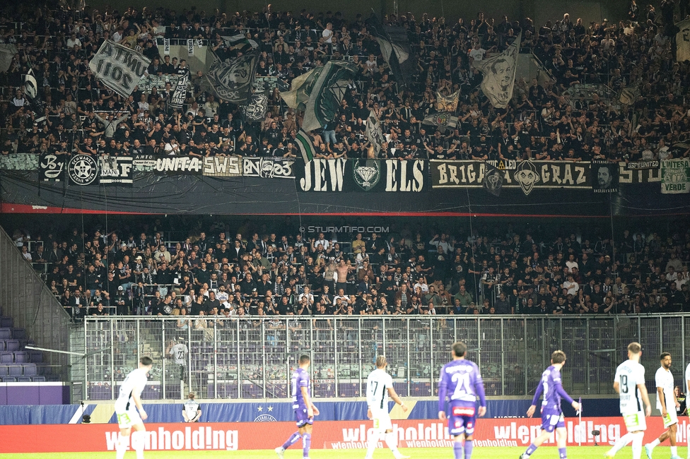 Austria Wien - Sturm Graz
Oesterreichische Fussball Bundesliga, 27. Runde, FK Austria Wien - SK Sturm Graz, Generali Arena Wien, 23.04.2025. 

Foto zeigt Fans von Sturm
