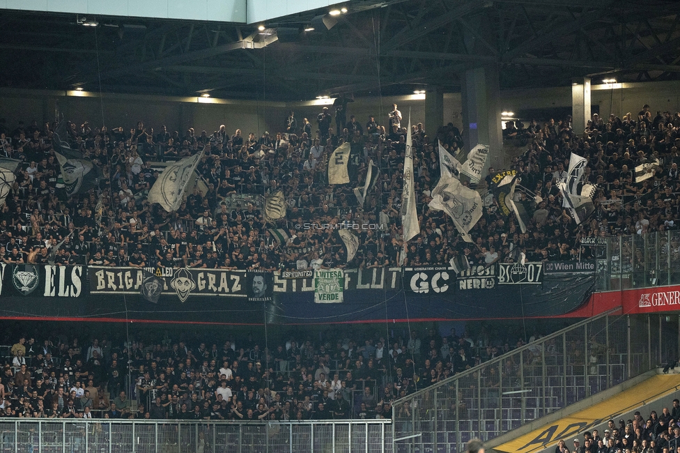 Austria Wien - Sturm Graz
Oesterreichische Fussball Bundesliga, 27. Runde, FK Austria Wien - SK Sturm Graz, Generali Arena Wien, 23.04.2025. 

Foto zeigt Fans von Sturm
